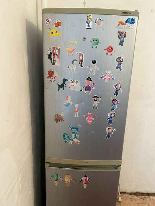 Продам холодильник