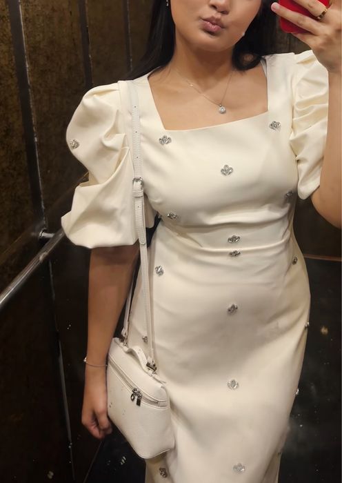 Вечернее платье со стразами