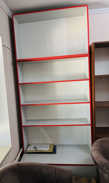 Офисная мебель в отличном состоянии