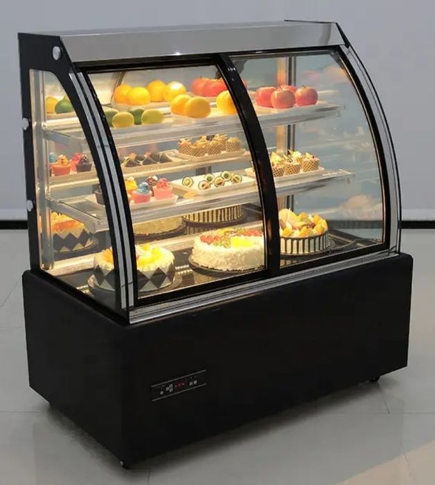 Витрина для тортов.