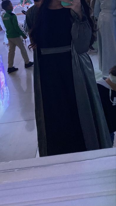 Платья красивые, размер м/л