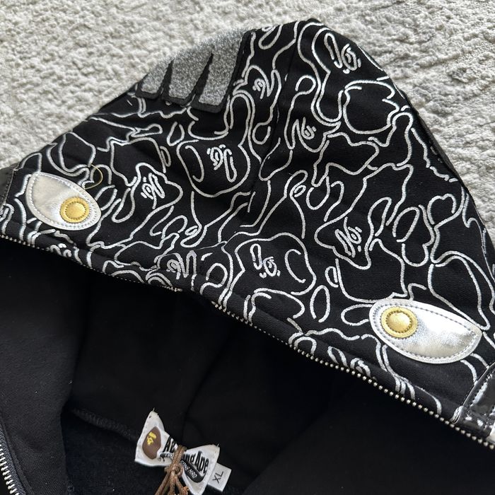 Зипка Bape Sorayama