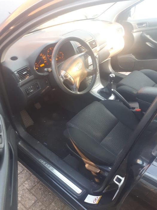 Piese Dezmembrez Toyota avensis t25 an 2008