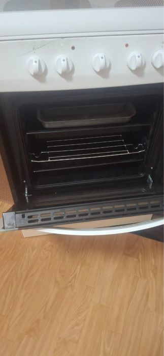 Продам плиту Hansa