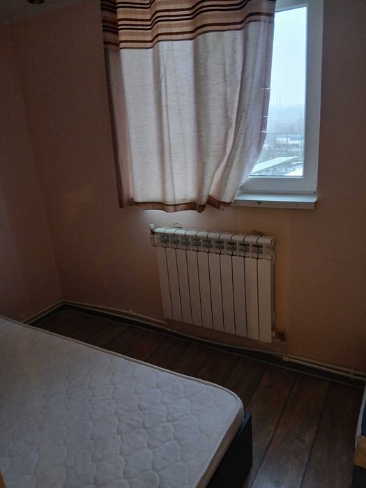 Apartament 2 camere de inchiriat.