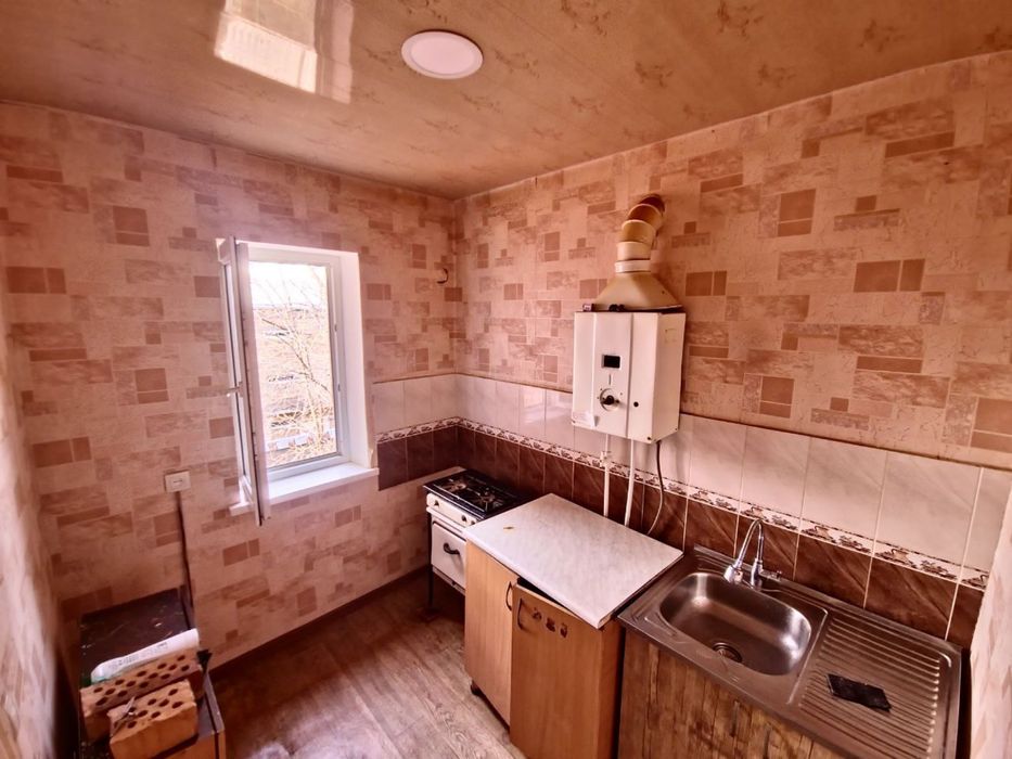 Продается 2х комнатная квартира.