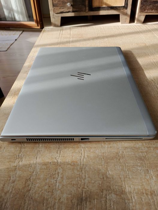 Лаптоп HP Elitebook 745 G5