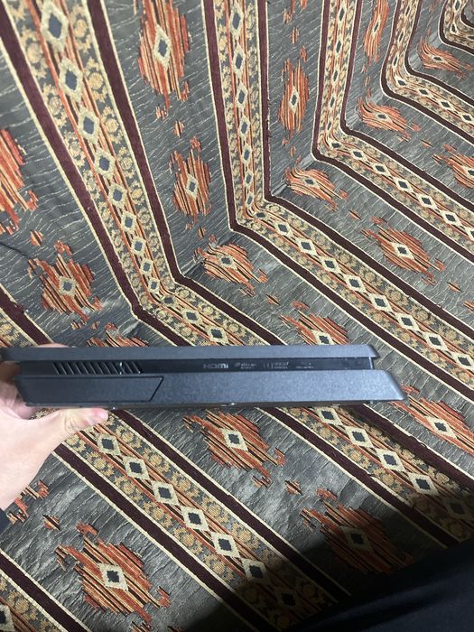 Sony PlayStation 4 slim