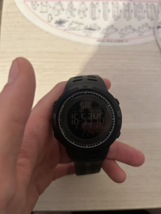 Очень хорший часы,почти новый,есть торг