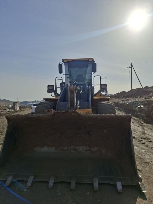 Frontal yuklagich Pogruzchik