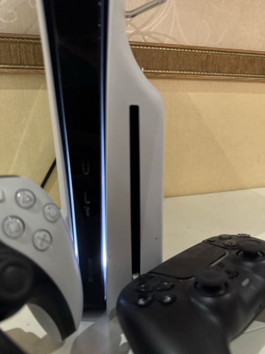 Play station 5slim