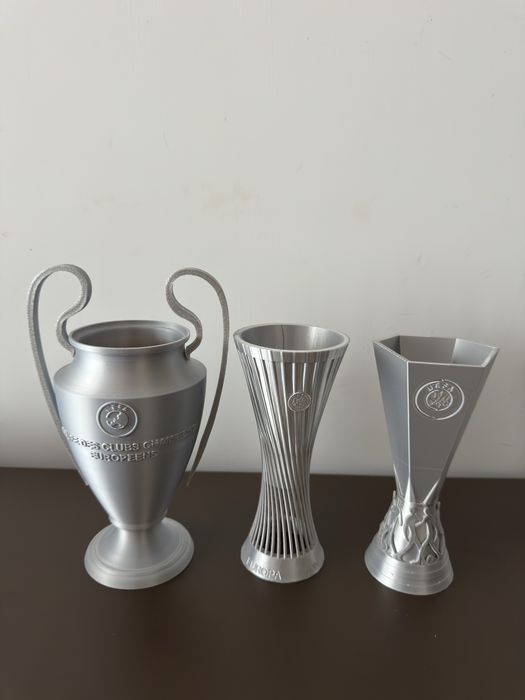 Trofee printate 3D - diverse modele, culori si dimensiuni