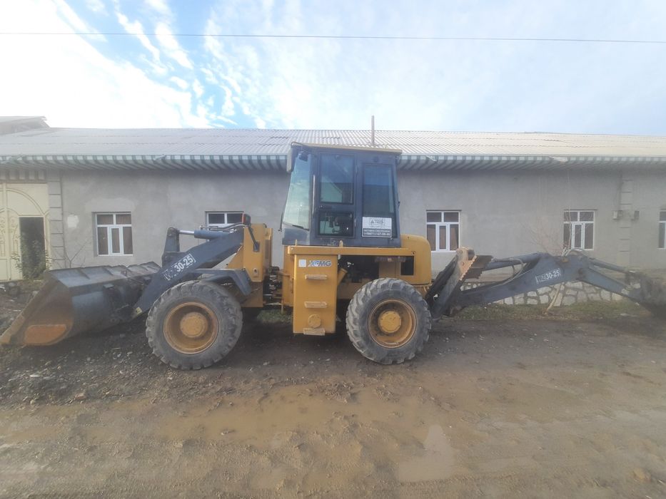 Ekskavator pogruzchik