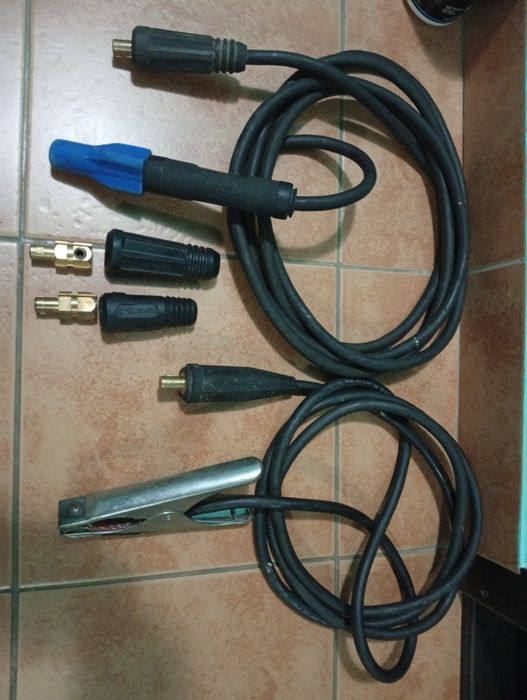 Port electrod și masa