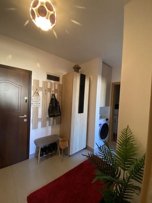 Vand Garsoniera zona Tractorul