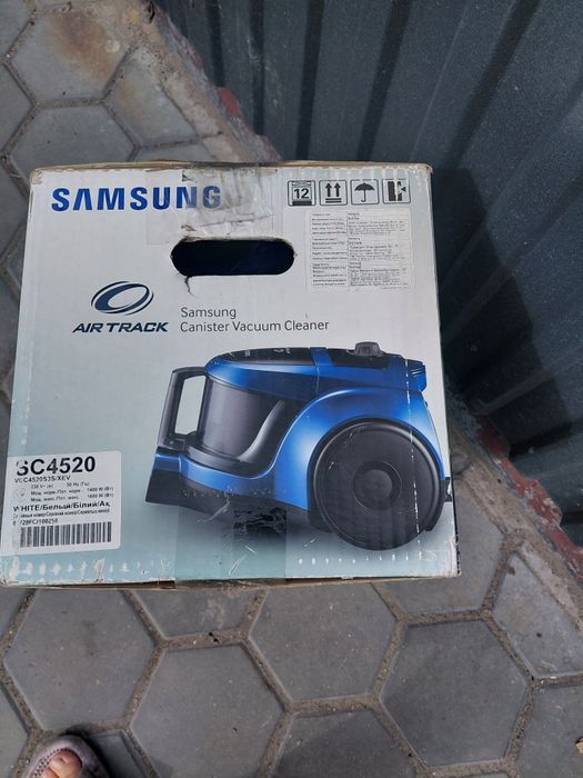 Продам пылесос 4000 тг