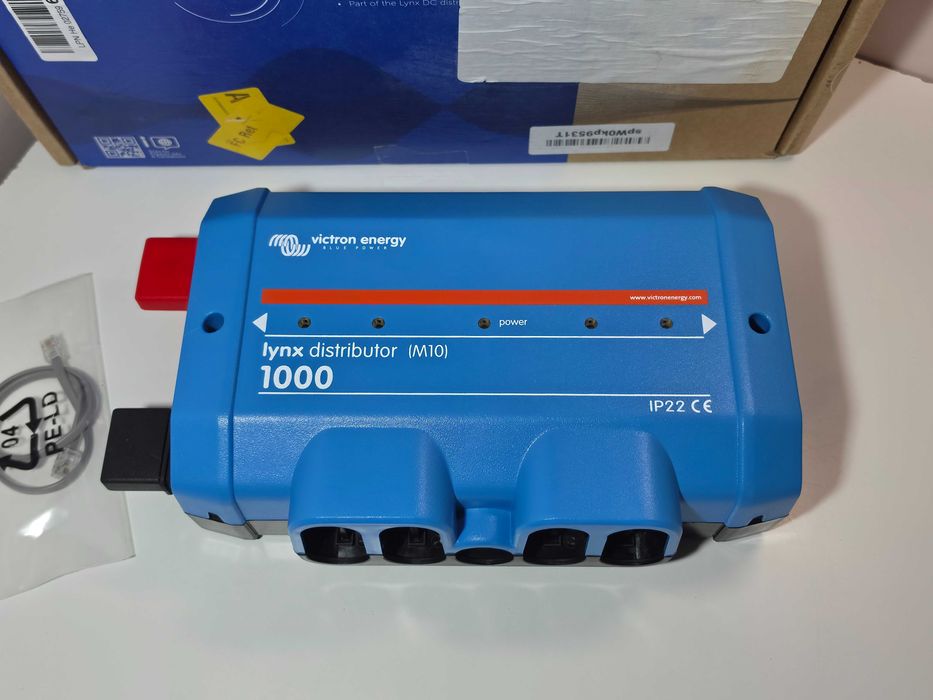 Distributor energie Victron Lynx 1000 M10 DC Busbar
