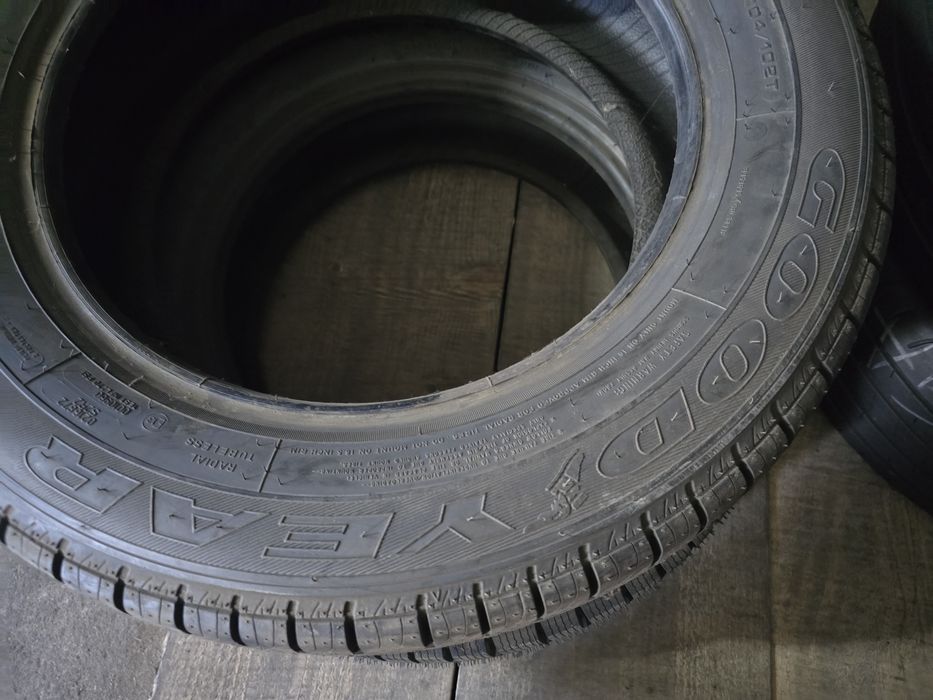 Goodyear 195/65 R16 C 104/102T MS all season nouă