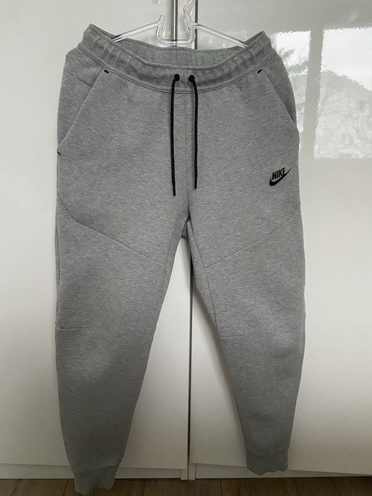 Nike Tech Fleece S