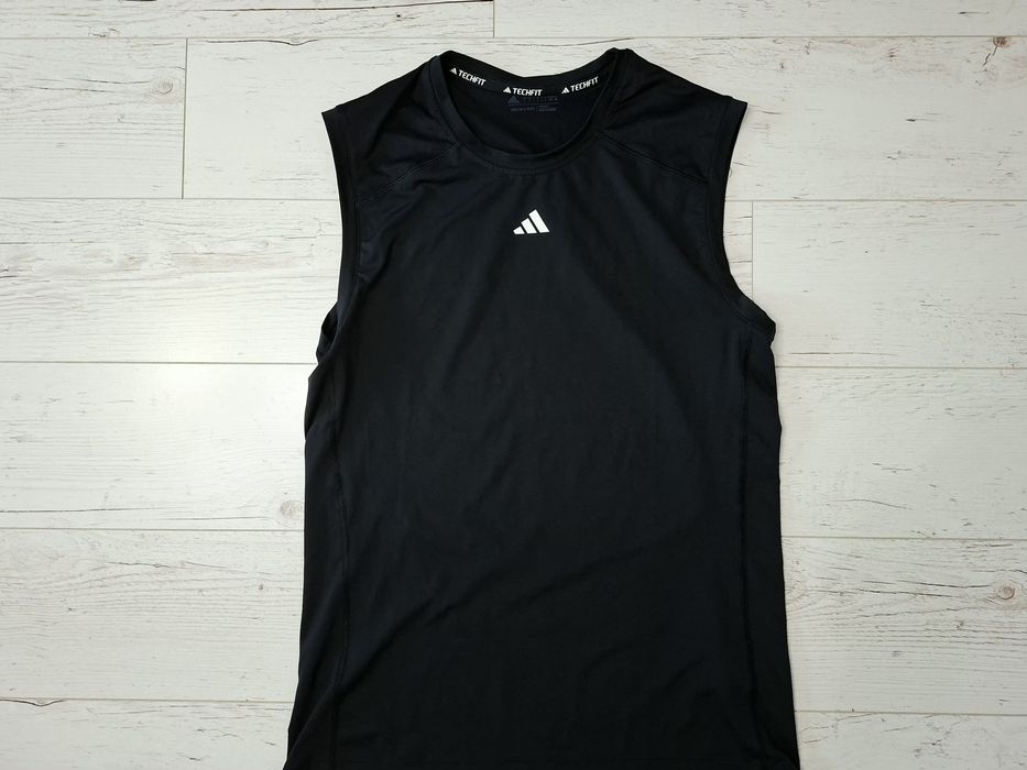 Adidas Techfit-Ориг.потник