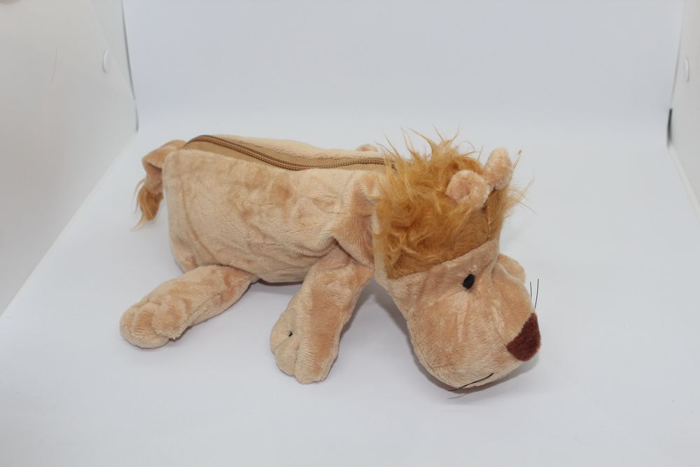 Пенал школьный игрушка