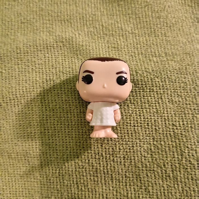 Funko pop kinder яйца Stranger things  2€