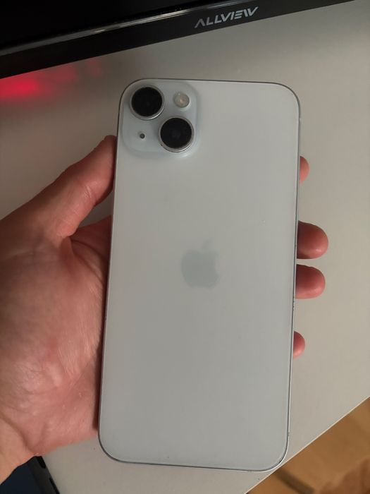 Iphone 15 PLUS, liber de retea