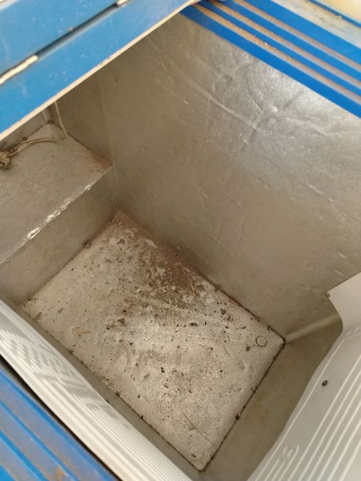 Marazilnik sotiladi.