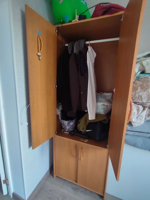 Шкаф для детей и стенка
