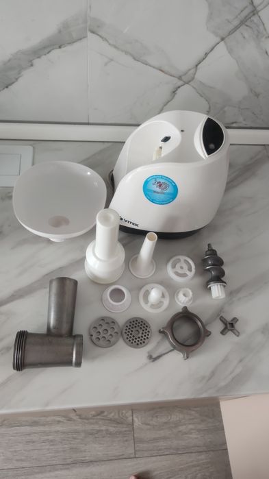 Электромясорубка Vitek