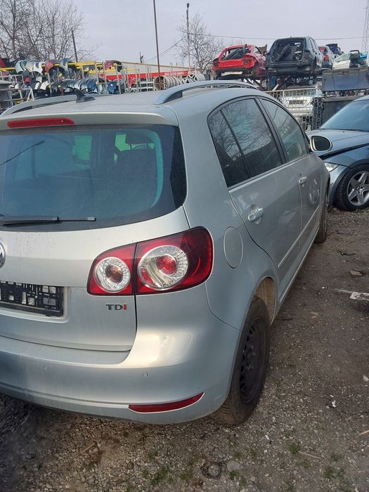 Dezmembrez golf 6 plus an 2011 motor 1.6tdi cod CAY 105 cp cutie dsg 2