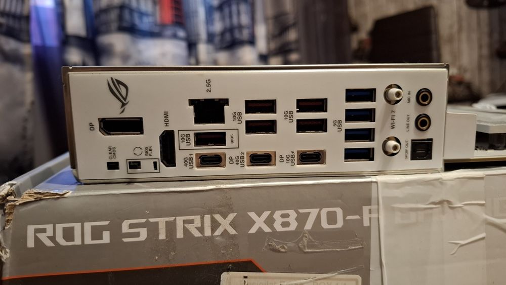 Placa de baza Asus Rog Strix X870-A