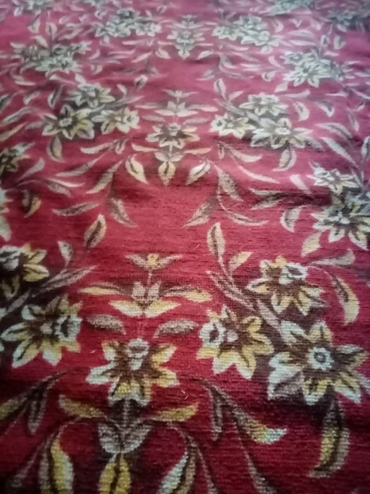 Продам палас в хорошем состоянии