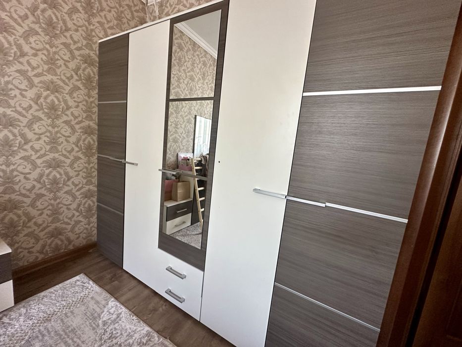 Спальный гарнитур