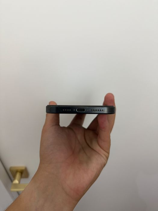 Iphone 15 pro max в идеальном состоянии
