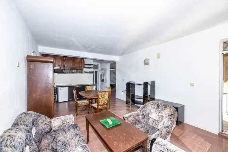 Дава се под наем Тристаен апартамент в Пловдив, Мараша - 100 кв.м за 498.27 € - Снимка #1