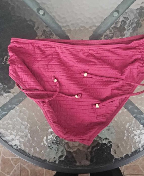 Дамски бански в две части