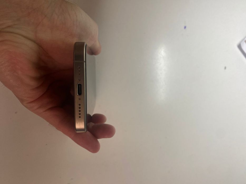 Iphone 15 pro 256гб