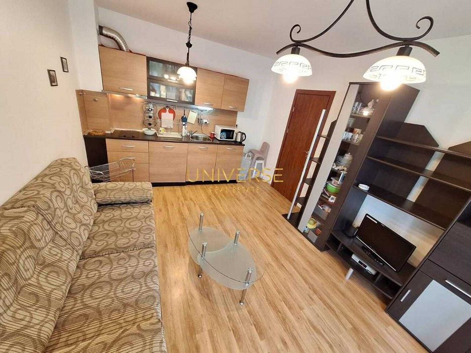 Продава се Двустаен апартамент в Свети Влас - 54 кв.м за 1241 €/кв.м - Снимка #1
