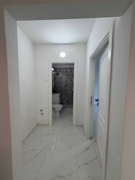 Apartament 2 camere, 45 mp, parter, Aleea Trandafirilor - ideal cabinet, birou sau salon