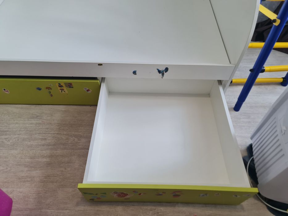 Продам детскую кровать.