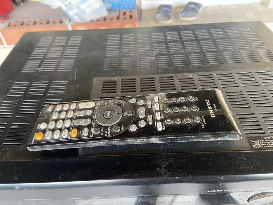 Amplificator statie Onkio cu telecomanda