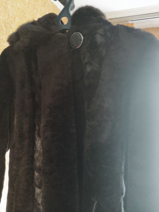 Шуба мутон продам