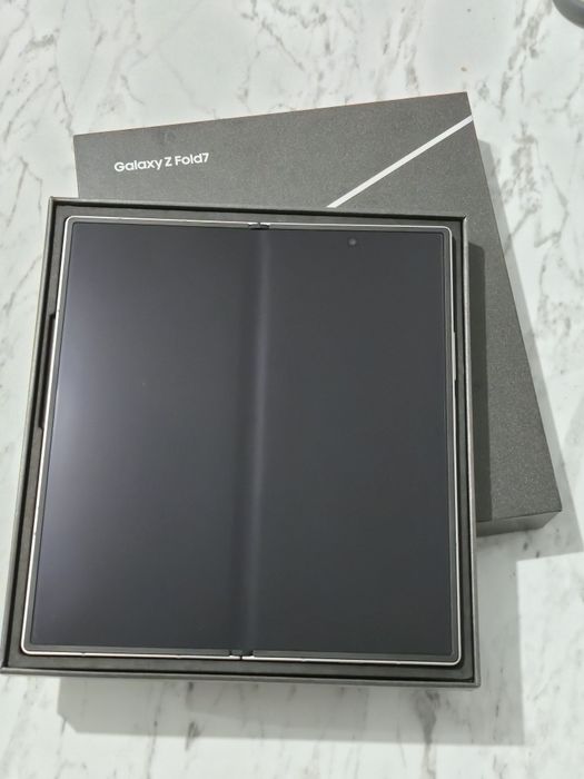 Vand/schimb Samsung Z Fold7 256gb