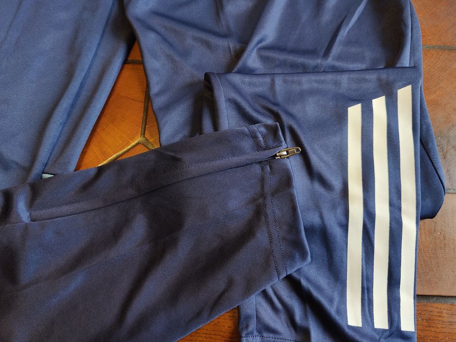 Тренировъчен футболен екип Arsenal 25/26 сив