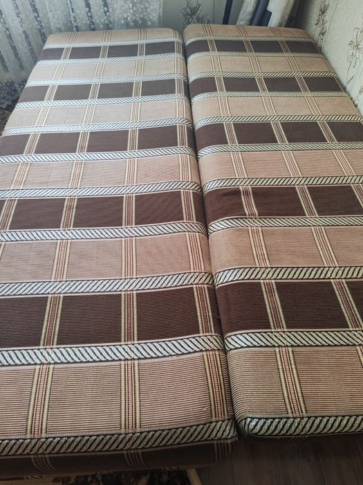 Продам диван-книжка