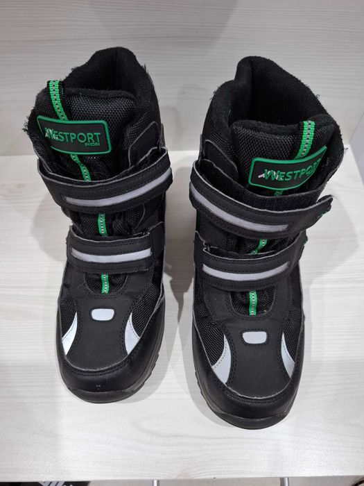 Vand ghete pentru baieti