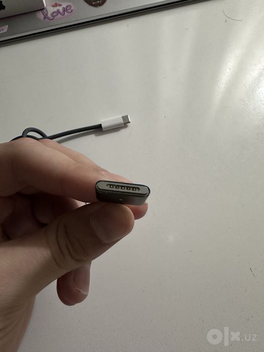 Macbook m2 kabel