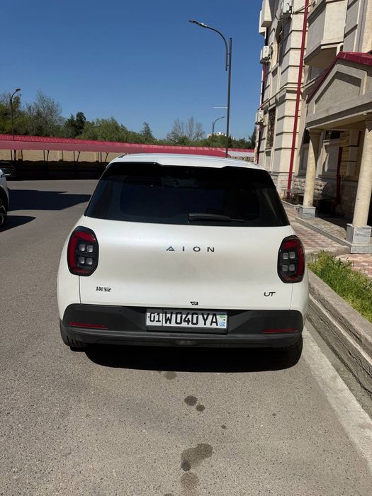 GAC Aion UT 2025 sotiladi, holati ideal, kam yurgan