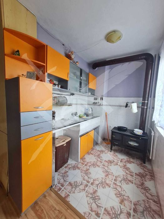 Дава се под наем Тристаен апартамент в Варна, Аспарухово - 75 кв.м за 300 € - Снимка #4